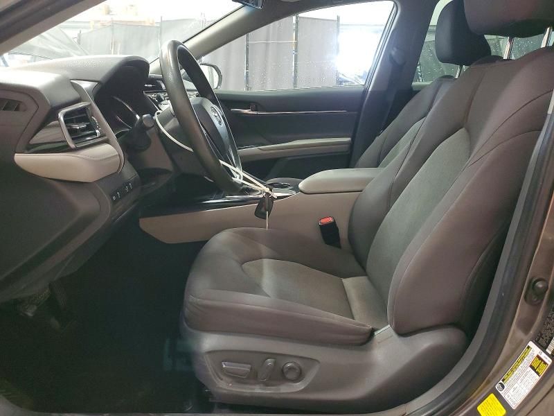 2020 Toyota Camry le