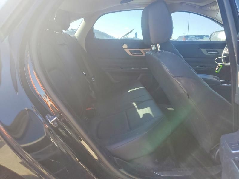 2017 Jaguar Xf Premium