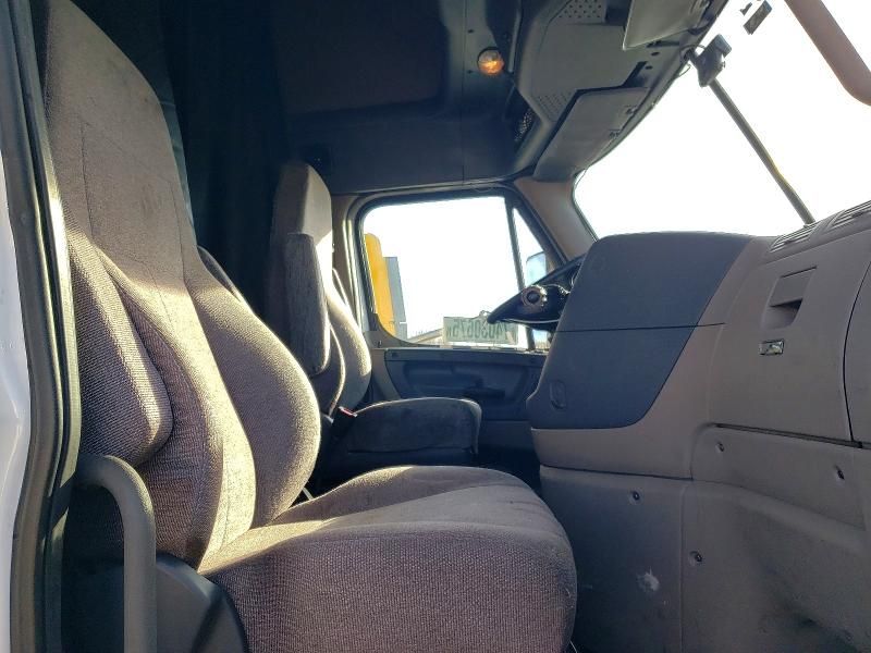 2019 Freightliner Cascadia 125 Semi Truck