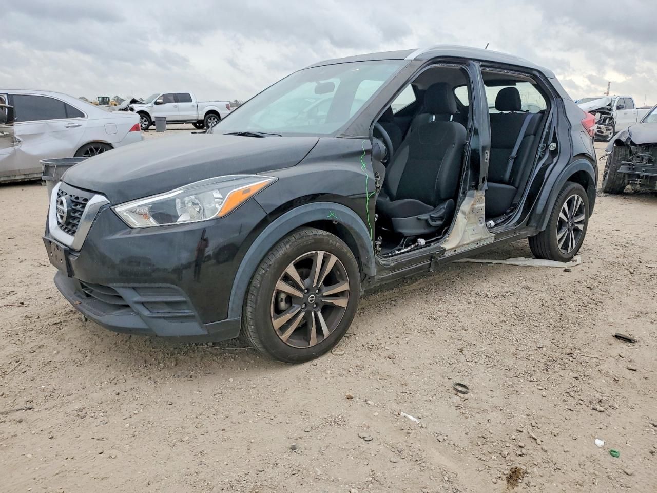 2020 Nissan Kicks sv