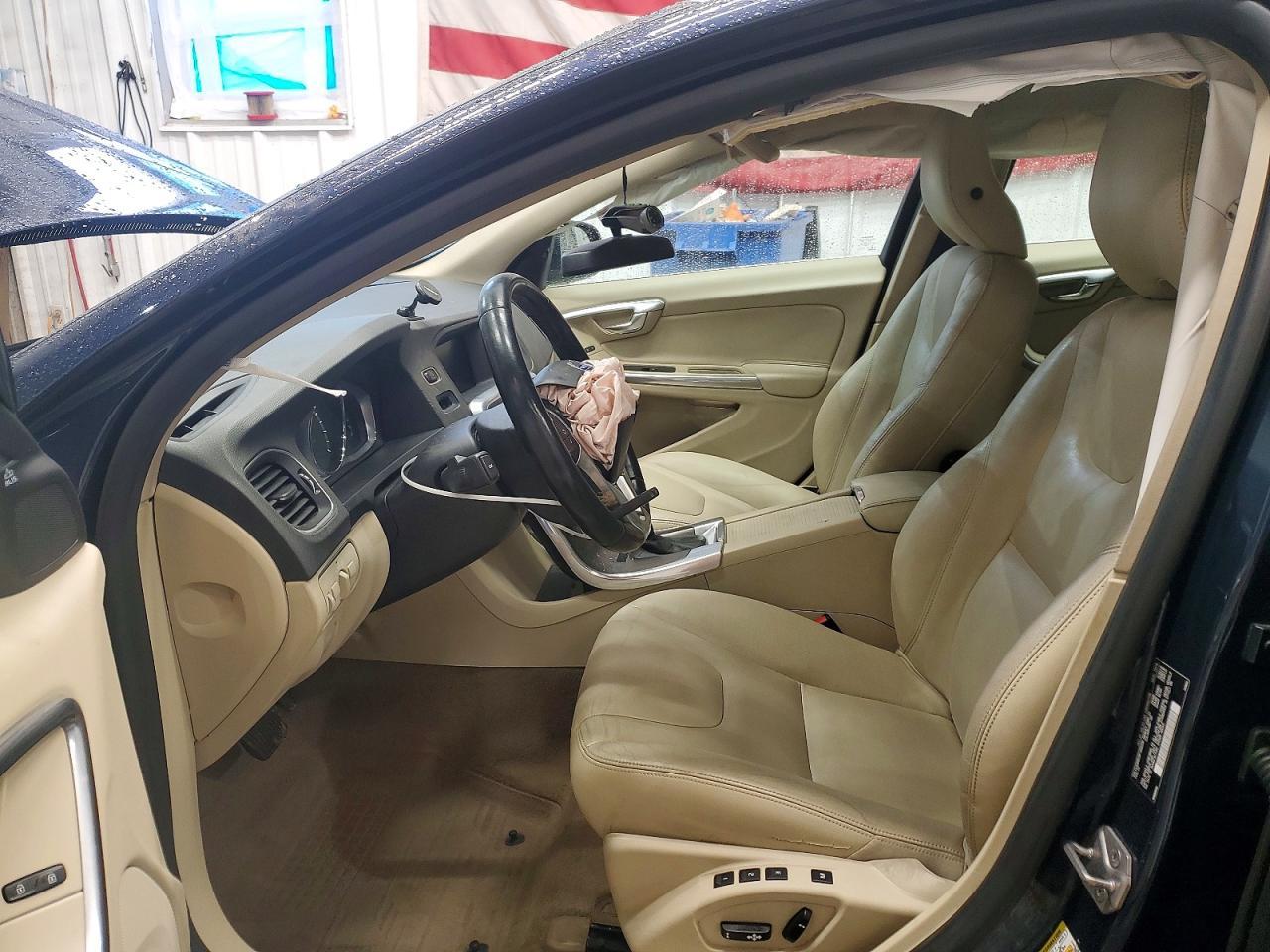 2015 Volvo V60 Premier+