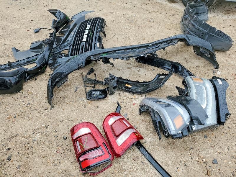 2022 Dodge 1500 Laramie