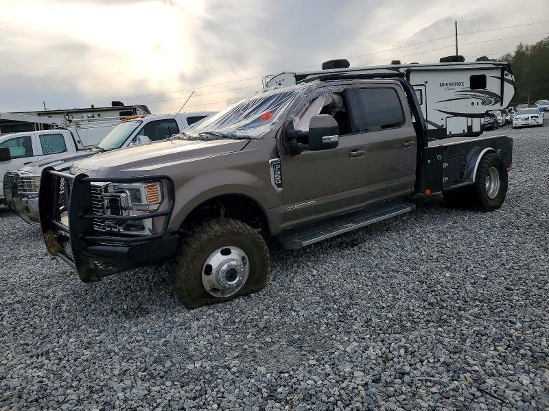 2022 Ford F350 Super Duty Flatbed Truck