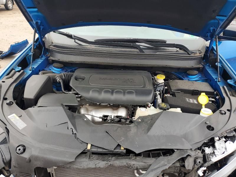 2023 Jeep Cherokee Altitude lux