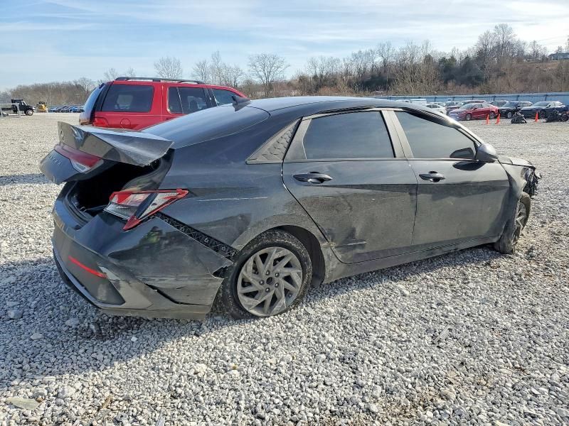2024 Hyundai Elantra sel