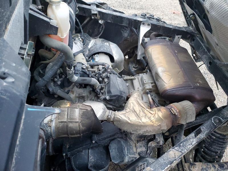 2024 Can-Am Defender Limited Cab HD10