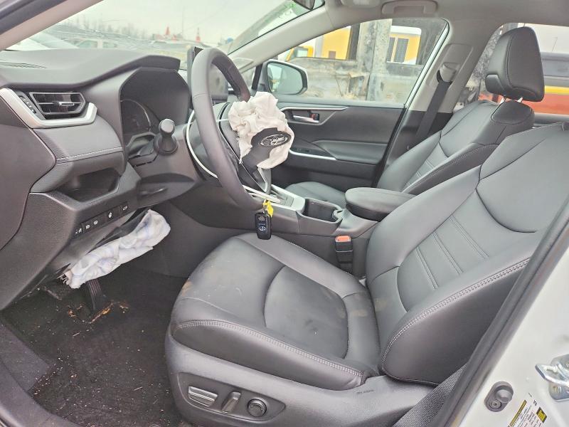 2025 Toyota Rav4 xle Premium