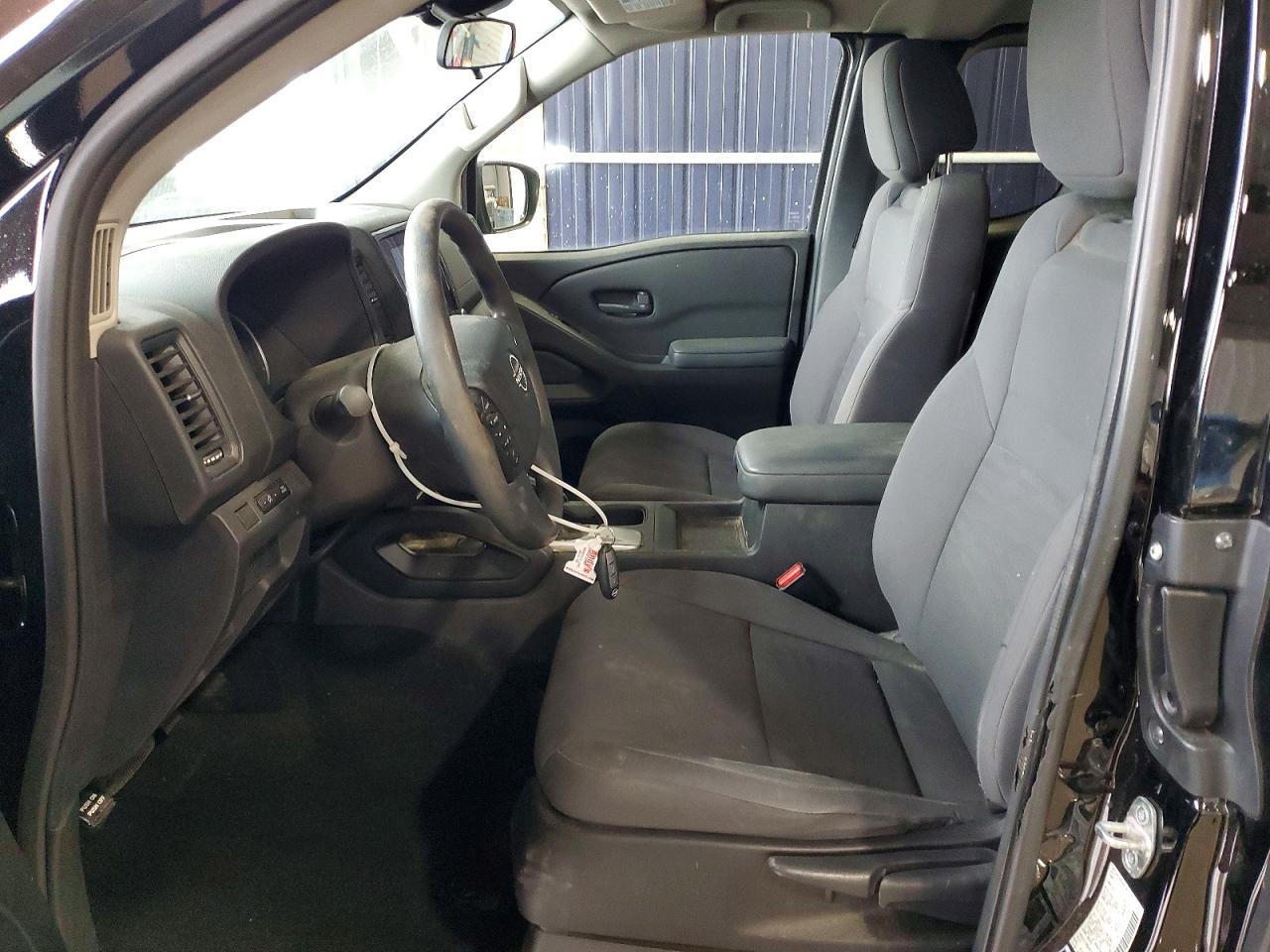 2023 Nissan Frontier S