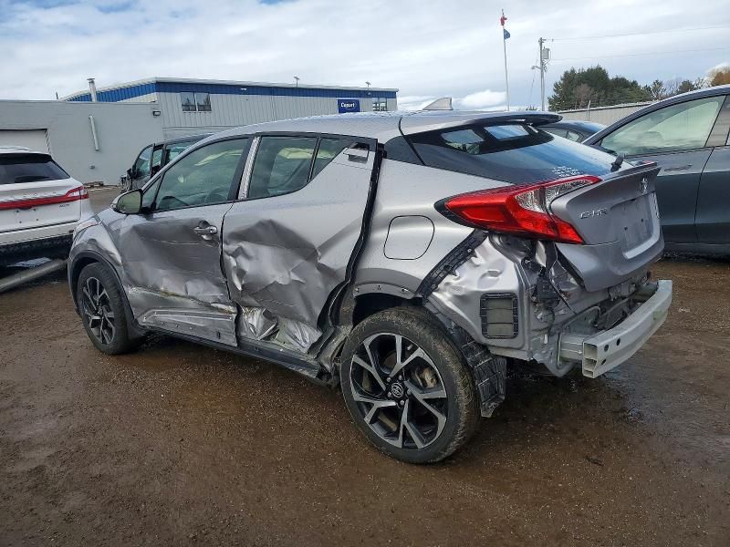 2020 Toyota C-hr xle