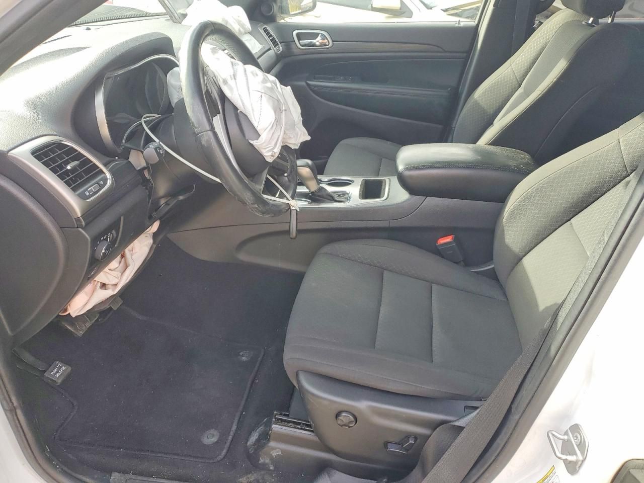 2019 Jeep Grand Cherokee Laredo