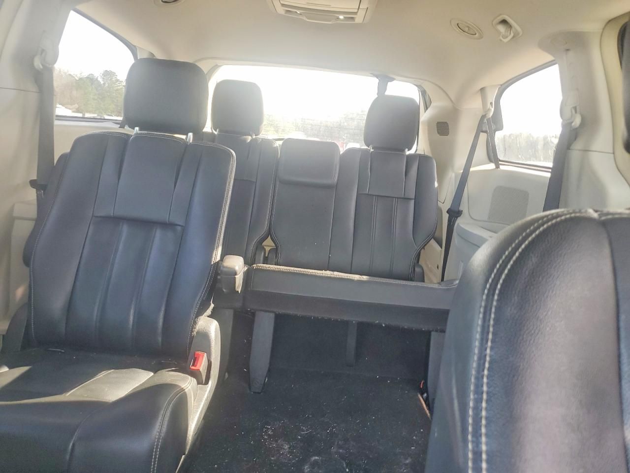 2016 Chrysler Town & Country Touring