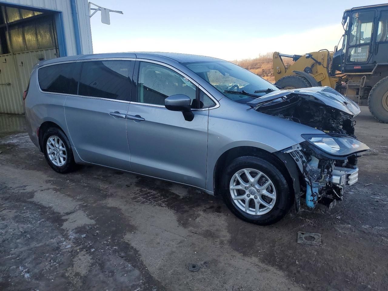 2020 Chrysler Voyager lx