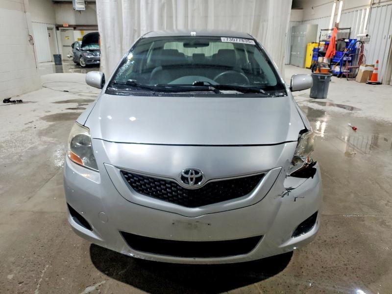 2009 Toyota Yaris Base