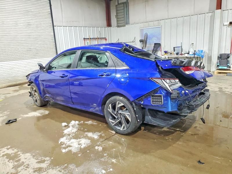 2025 Hyundai Elantra Limited