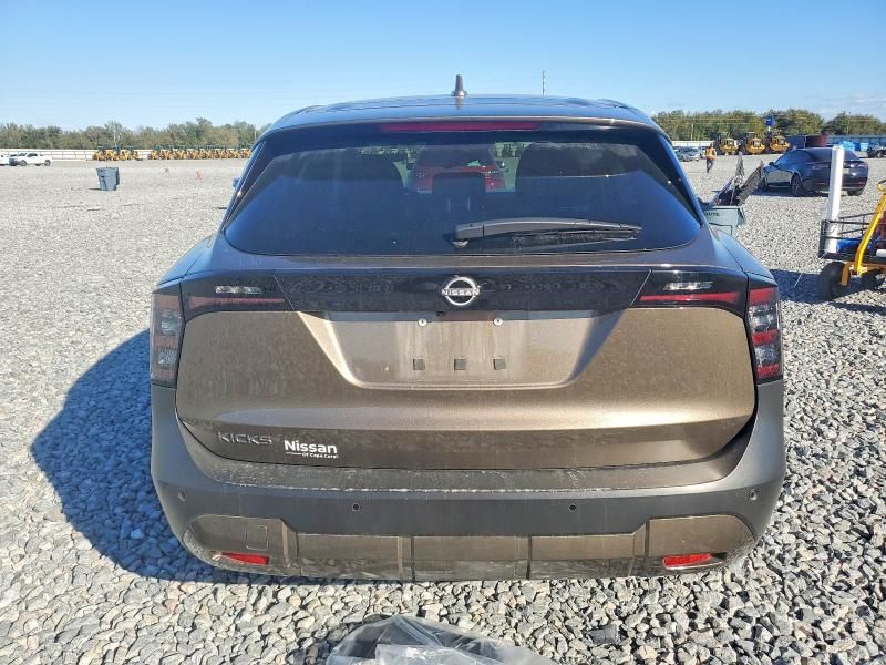 2025 Nissan Kicks sv