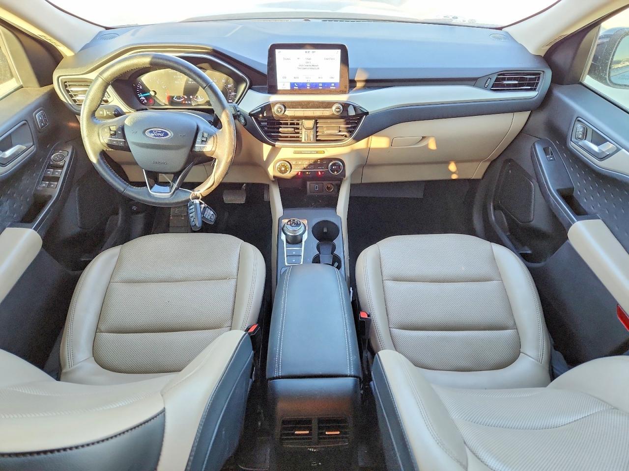 2020 Ford Escape sel