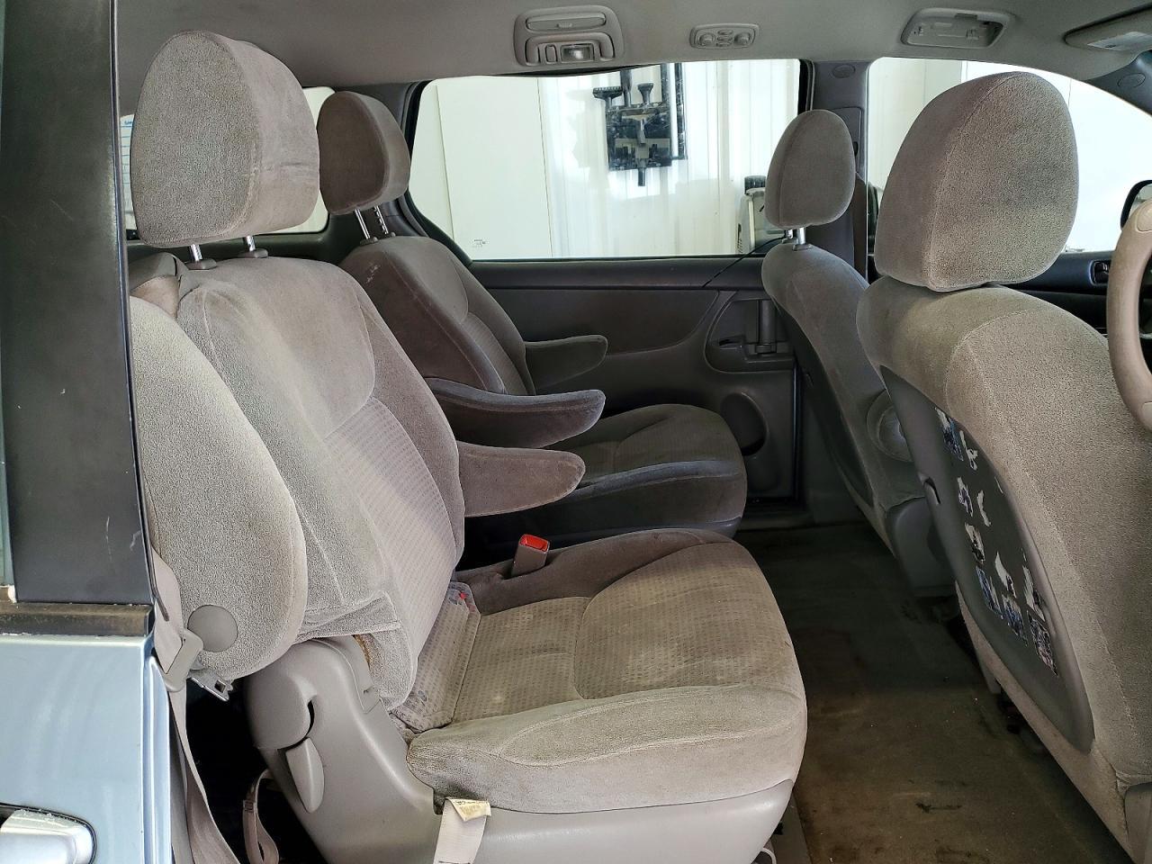 2009 Toyota Sienna ce