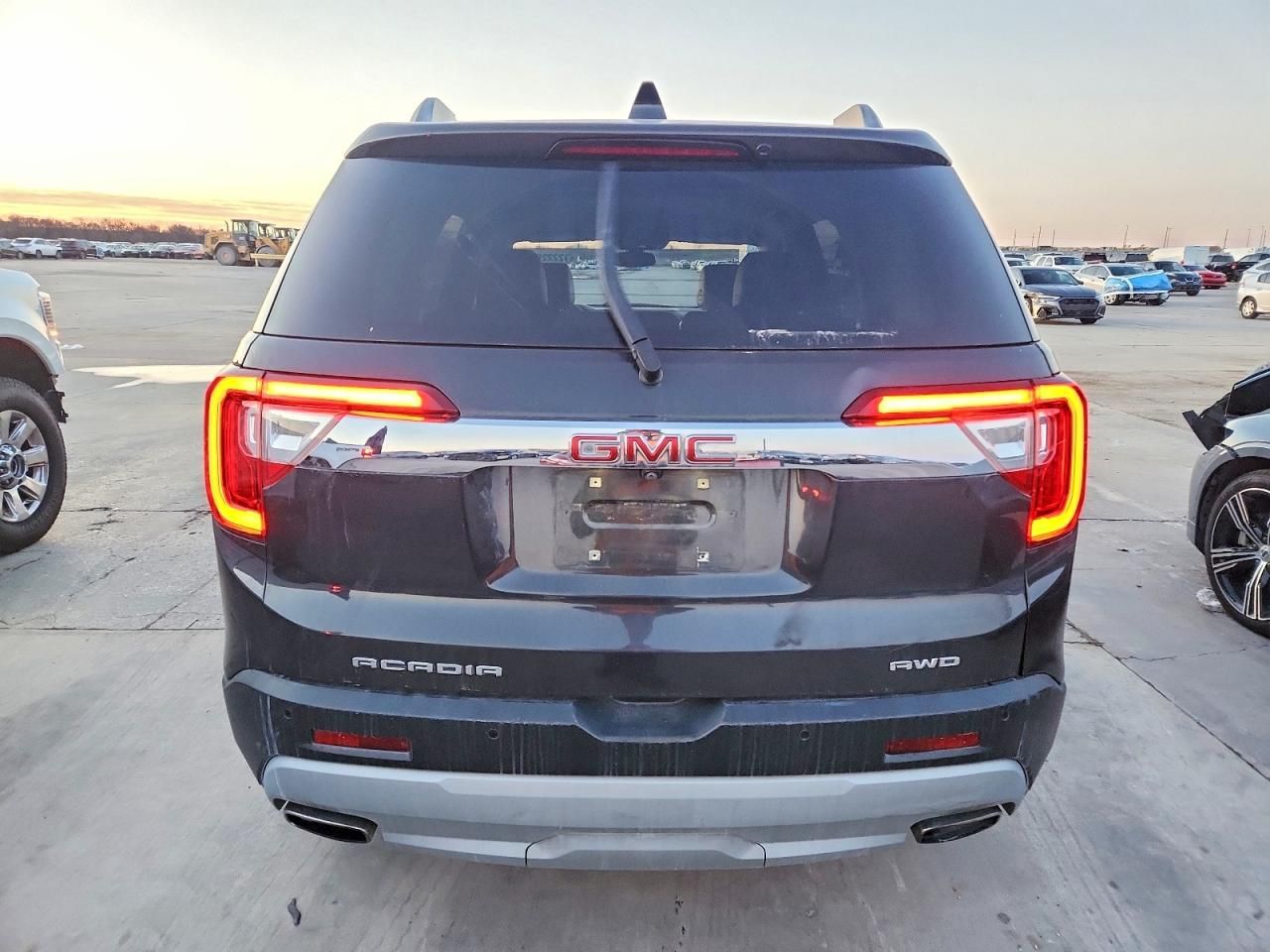 2020 GMC Acadia slt