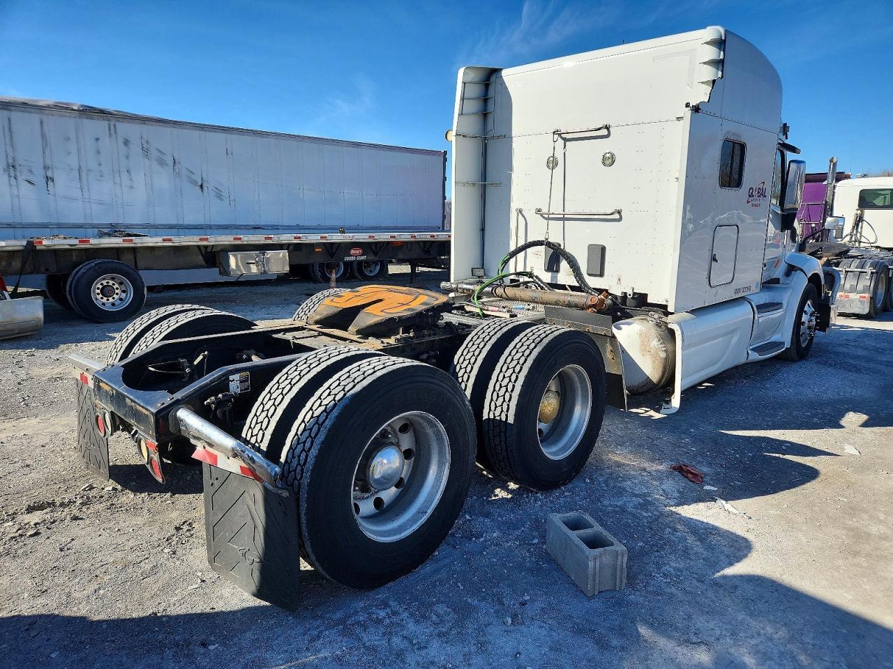 2017 Peterbilt 579 Semi Truck