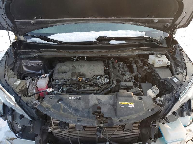 2023 Toyota Sienna le