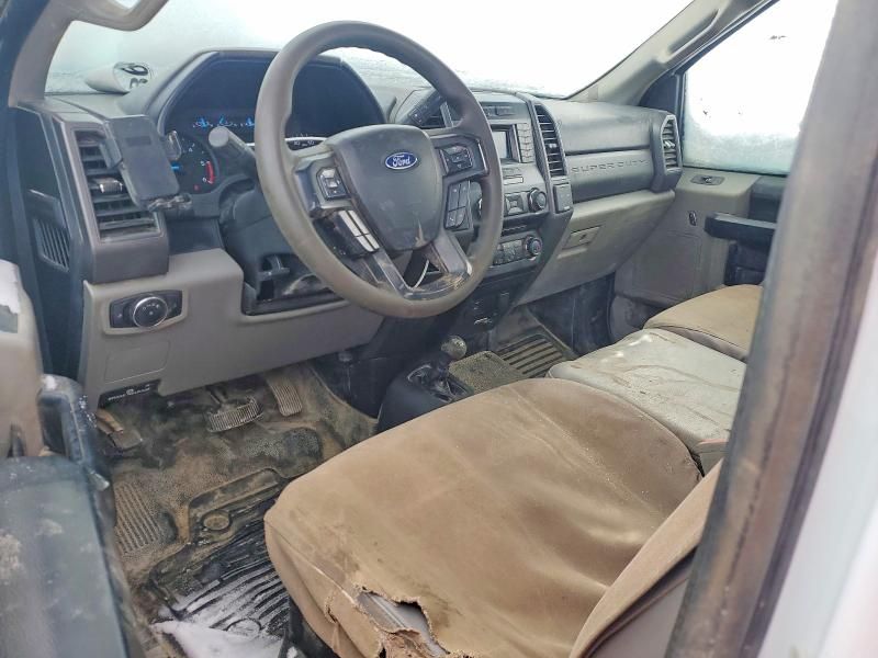 2018 Ford F550 Super Duty Truck cab and Chassis