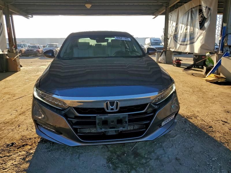 2018 Honda Accord Touring