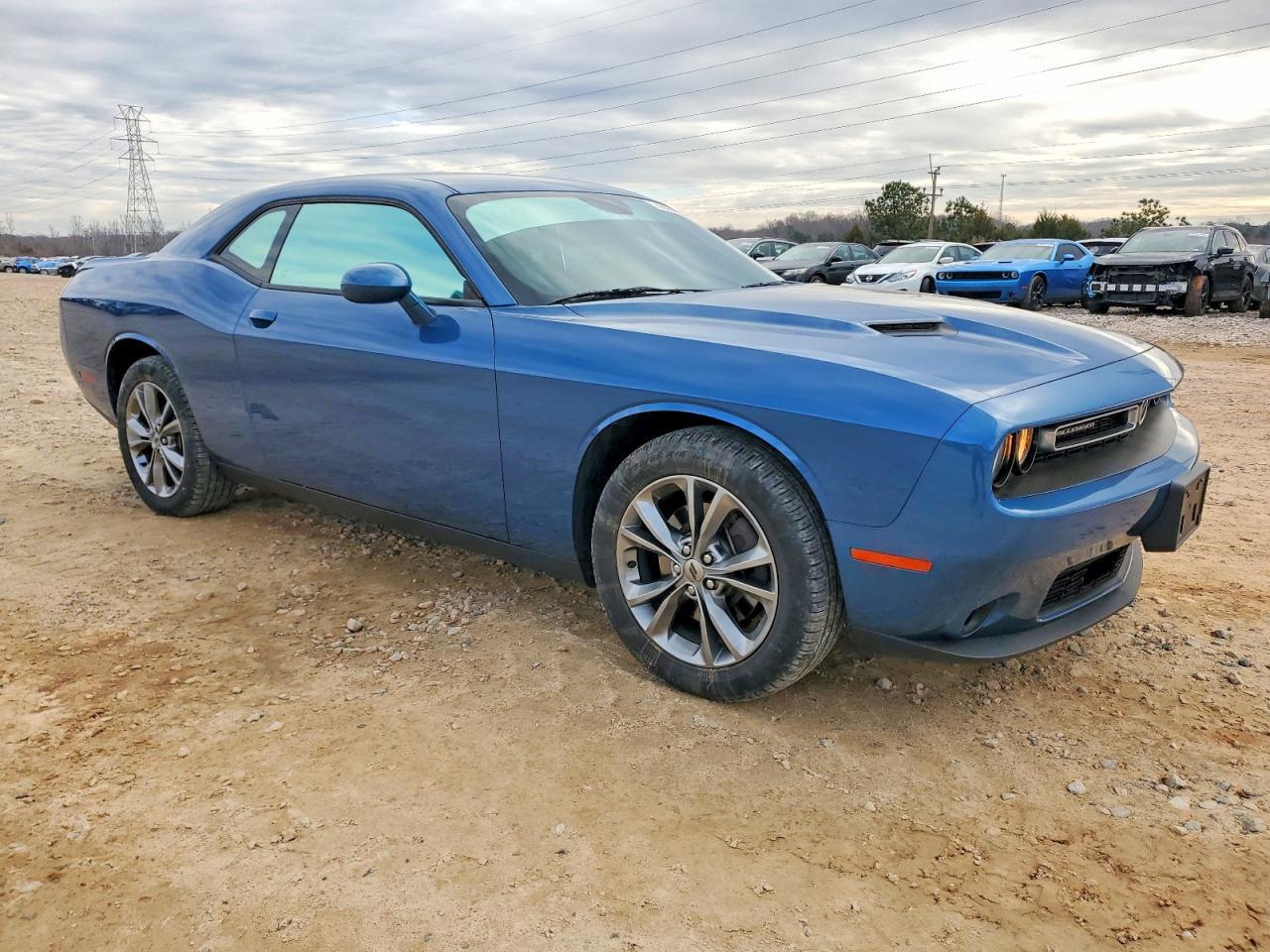 2020 Dodge Challenger sxt