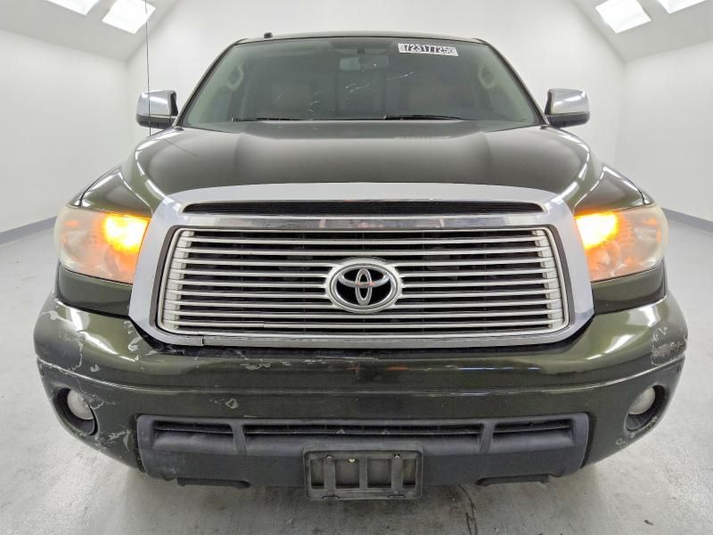 2013 Toyota Tundra Double cab Limited