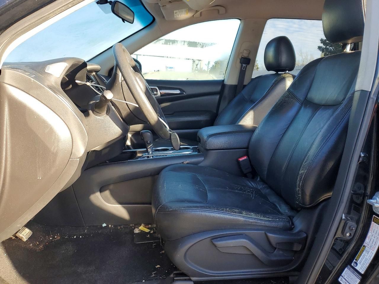 2014 Nissan Pathfinder s