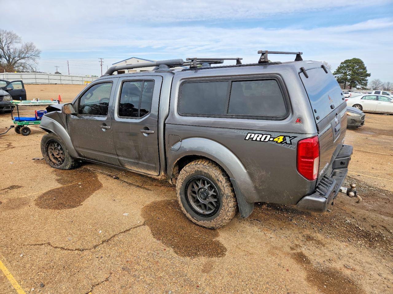 2016 Nissan Frontier s