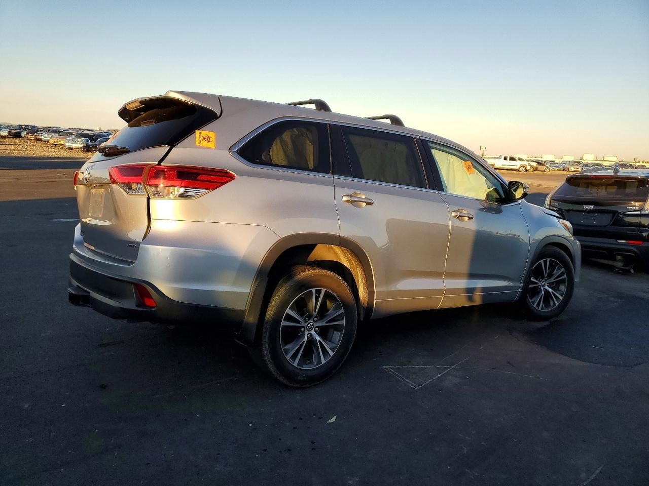 2018 Toyota Highlander le