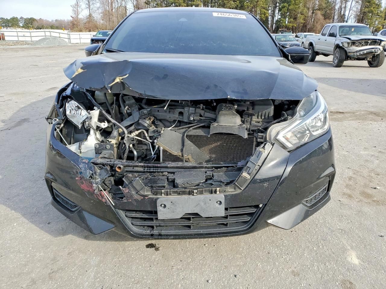 2021 Nissan Versa sv