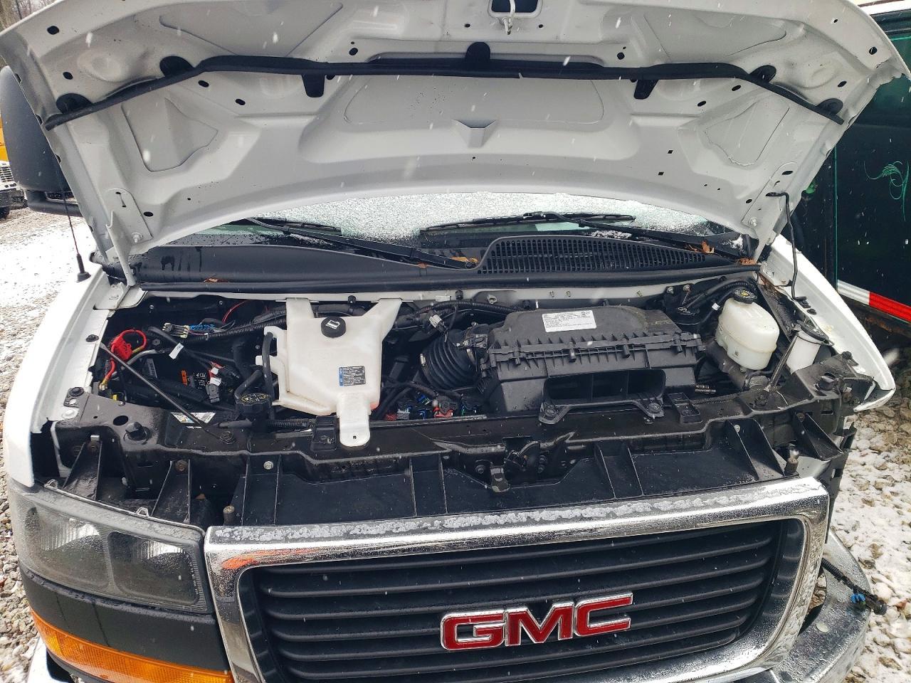 2024 GMC Savana Delivery Truck