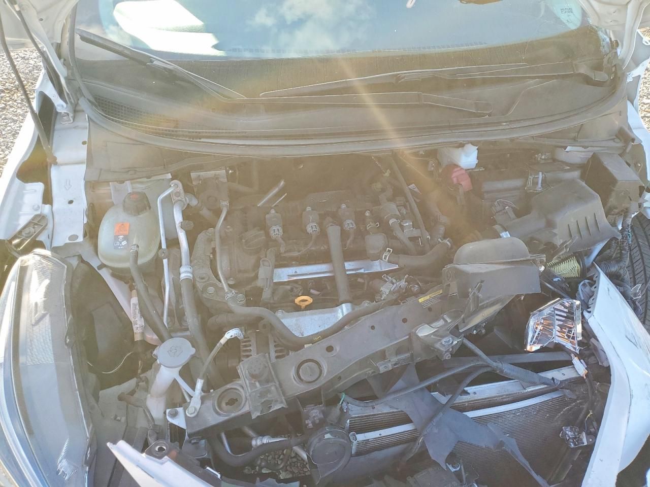 2022 Nissan Versa sr