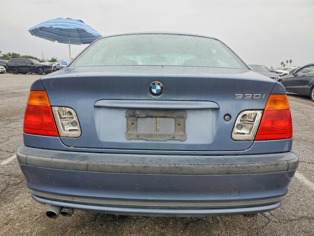 2001 BMW 330 i