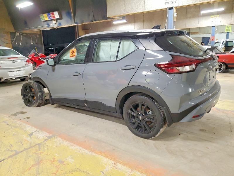 2023 Nissan Kicks sv