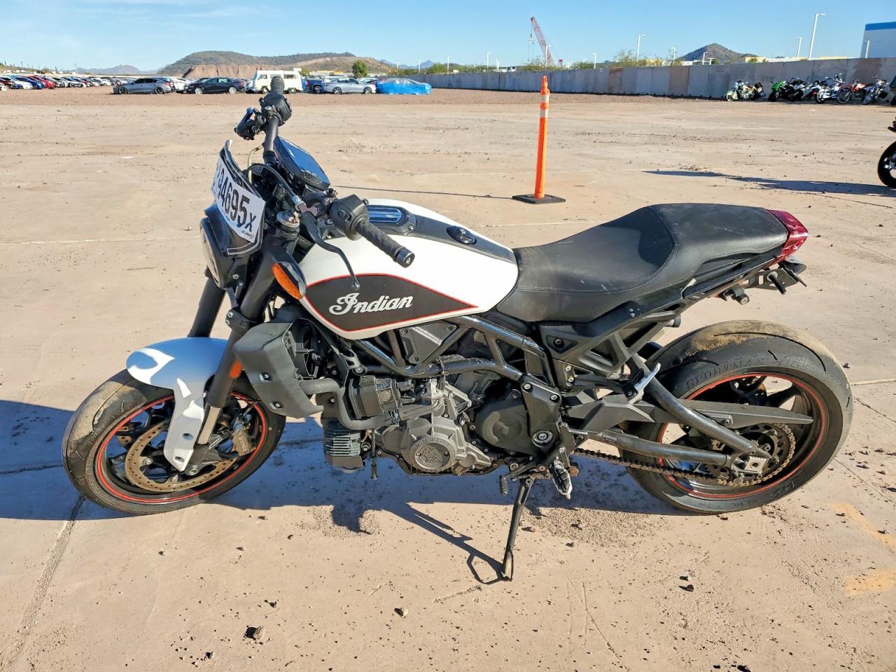 2022 Indian Motorcycle Co. FTR S