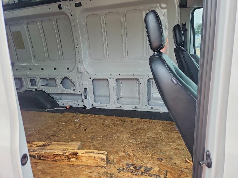 2023 Ford Transit Cargo Van T