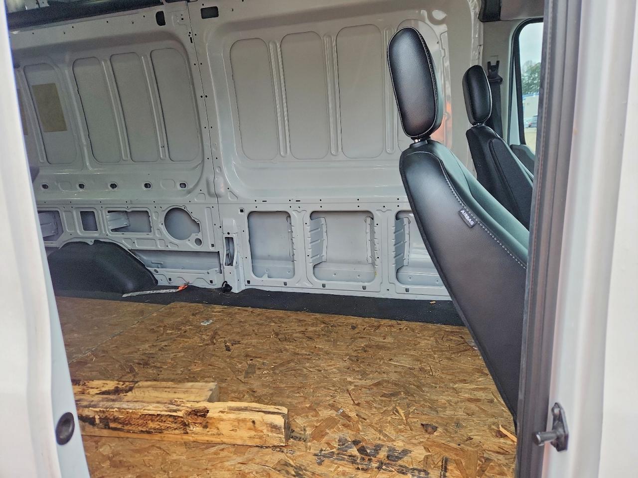 2023 Ford Transit Cargo Van T