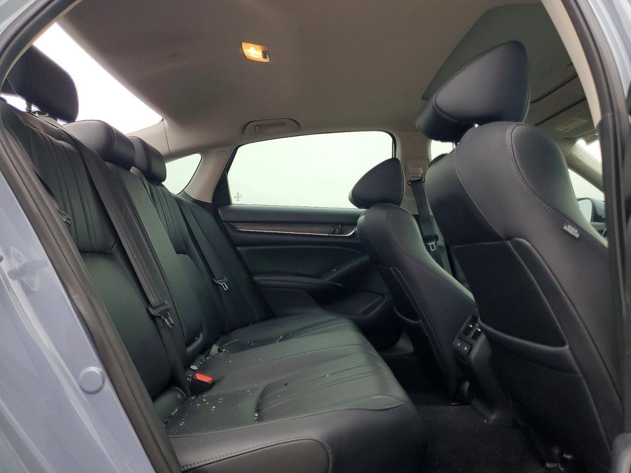 2022 Honda Accord Touring Hybrid