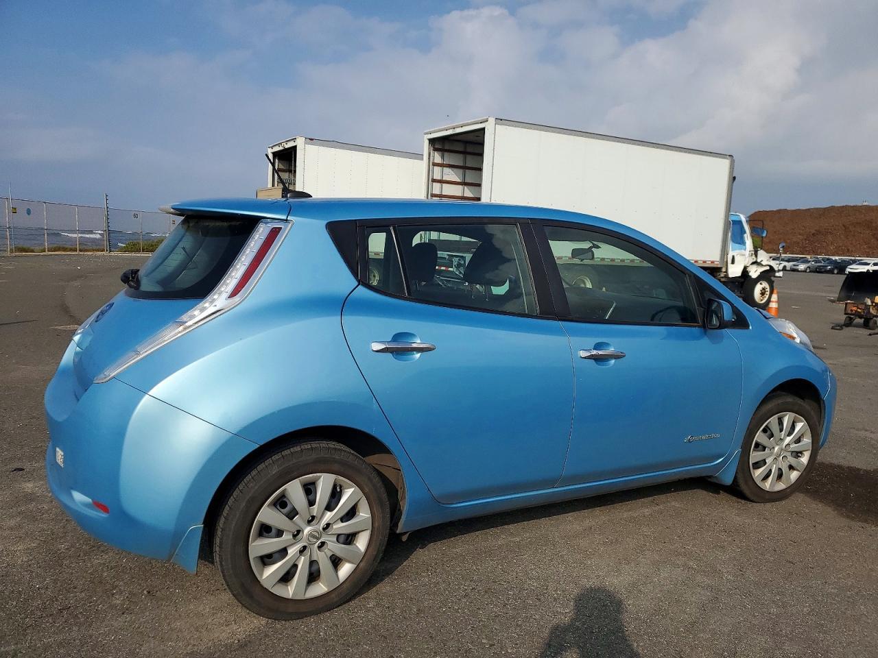 2015 Nissan Leaf s