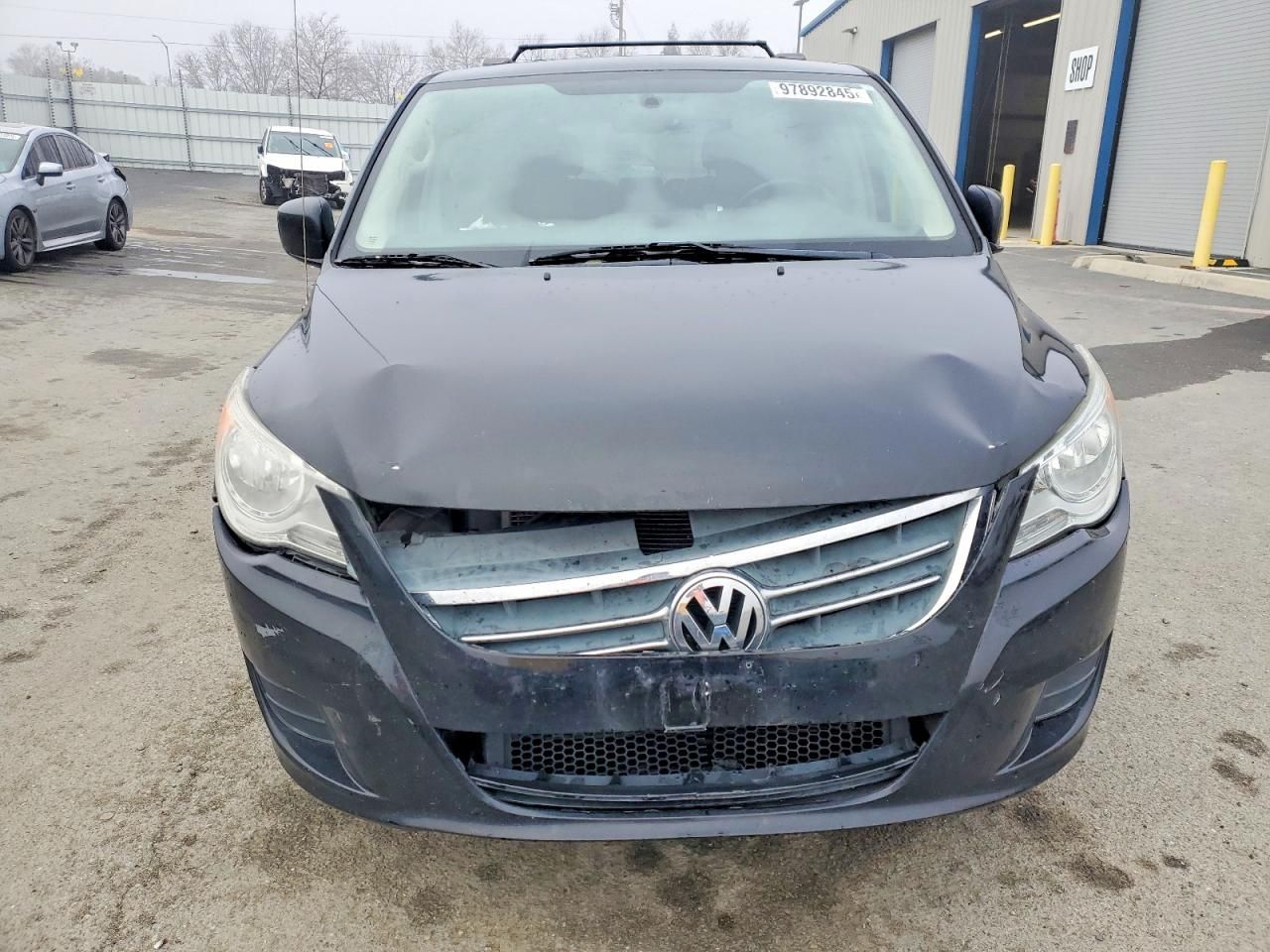 2012 Volkswagen Routan se