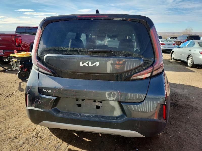 2024 KIA Soul lx