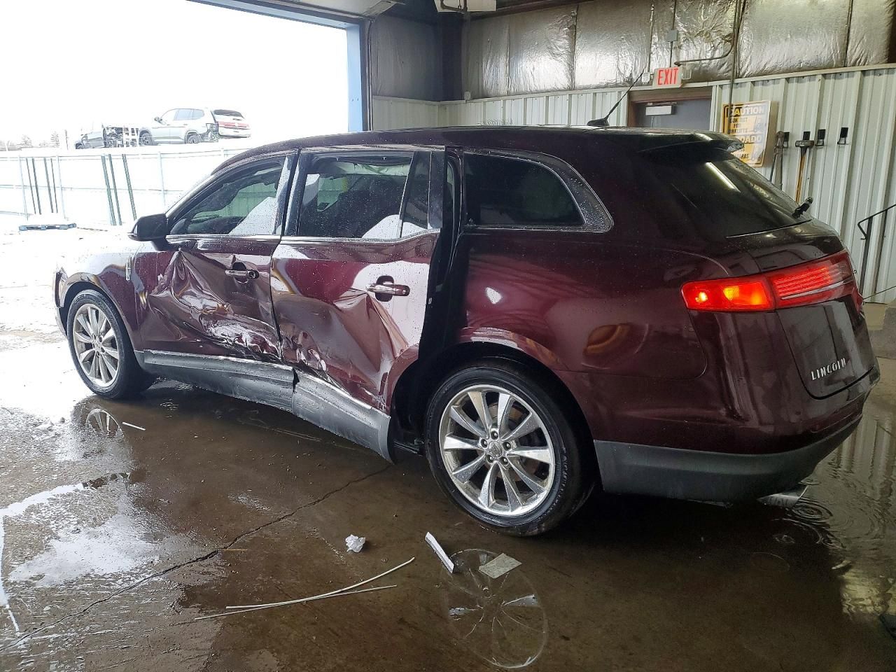 2011 Lincoln MKT
