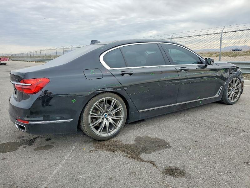 2016 BMW 750 i