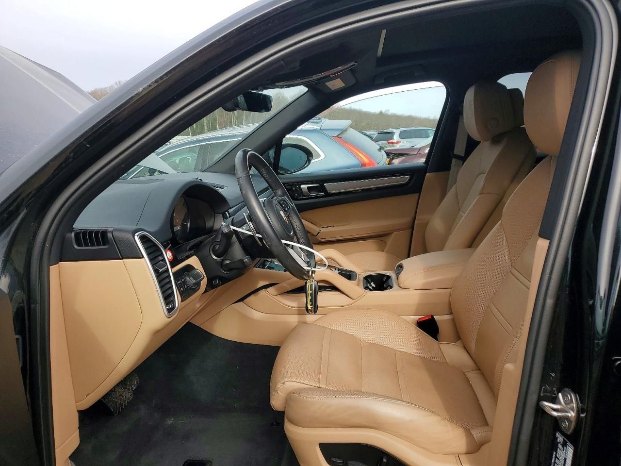 2023 Porsche Cayenne Base