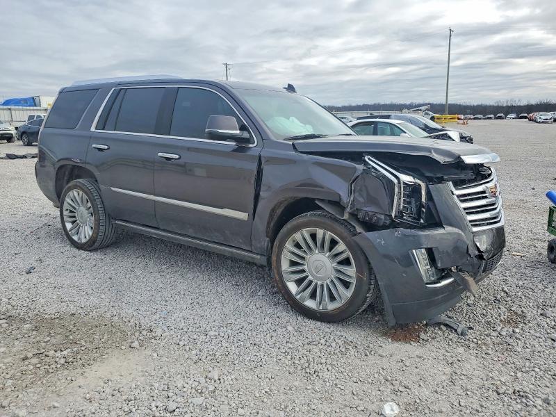 2018 Cadillac Escalade Platinum