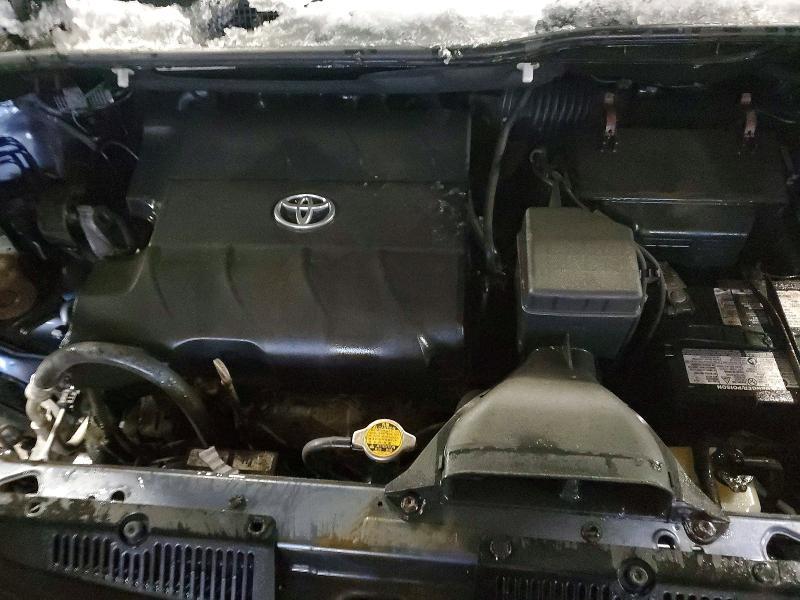 2013 Toyota Sienna le