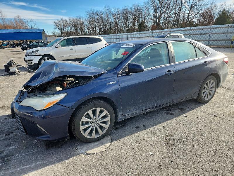 2015 Toyota Camry Hybrid