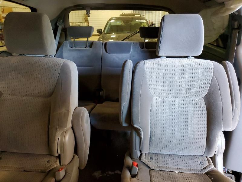 2009 Toyota Sienna le